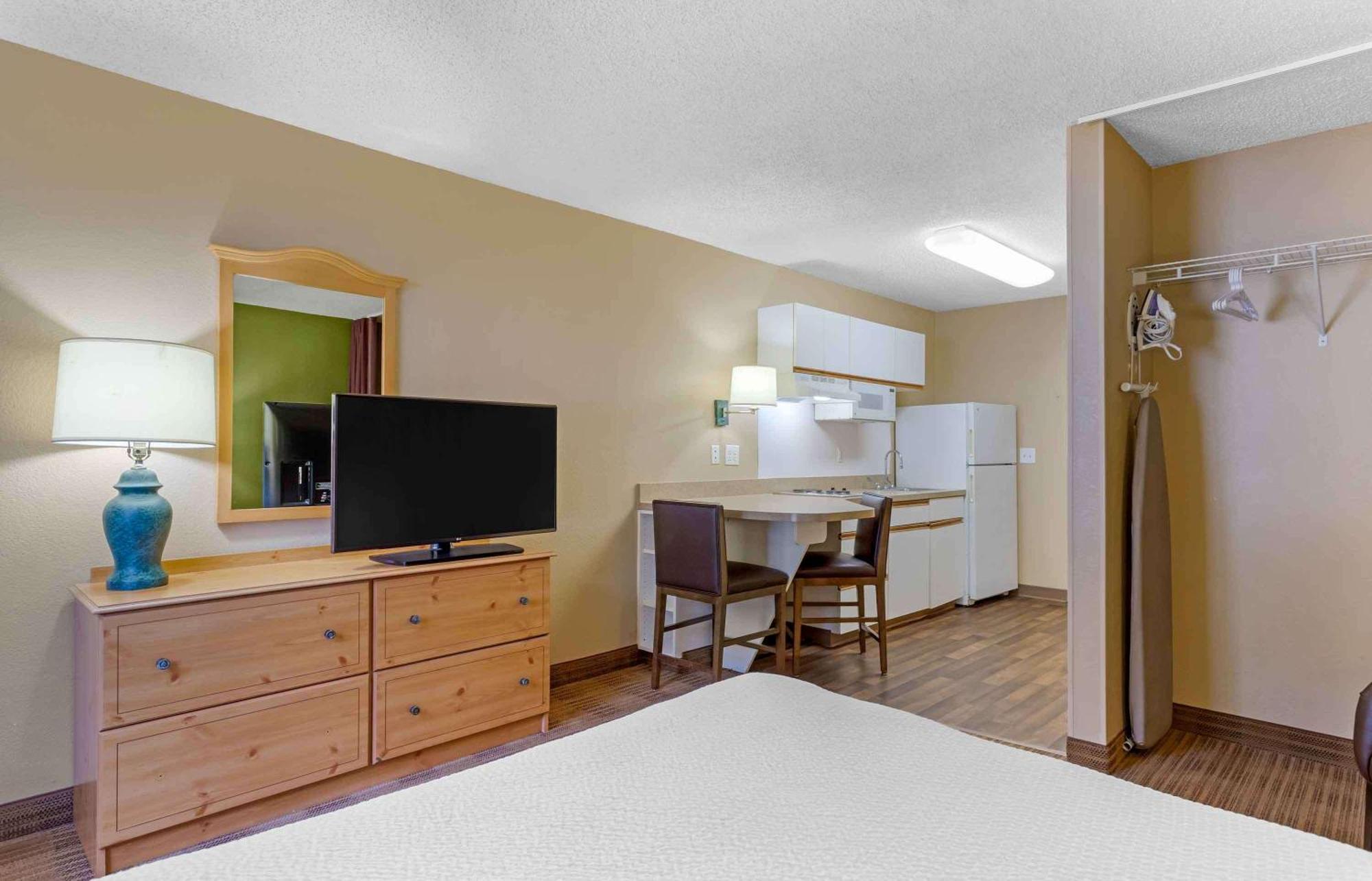 Extended Stay America Suites - Houston - Galleria - Uptown Extérieur photo