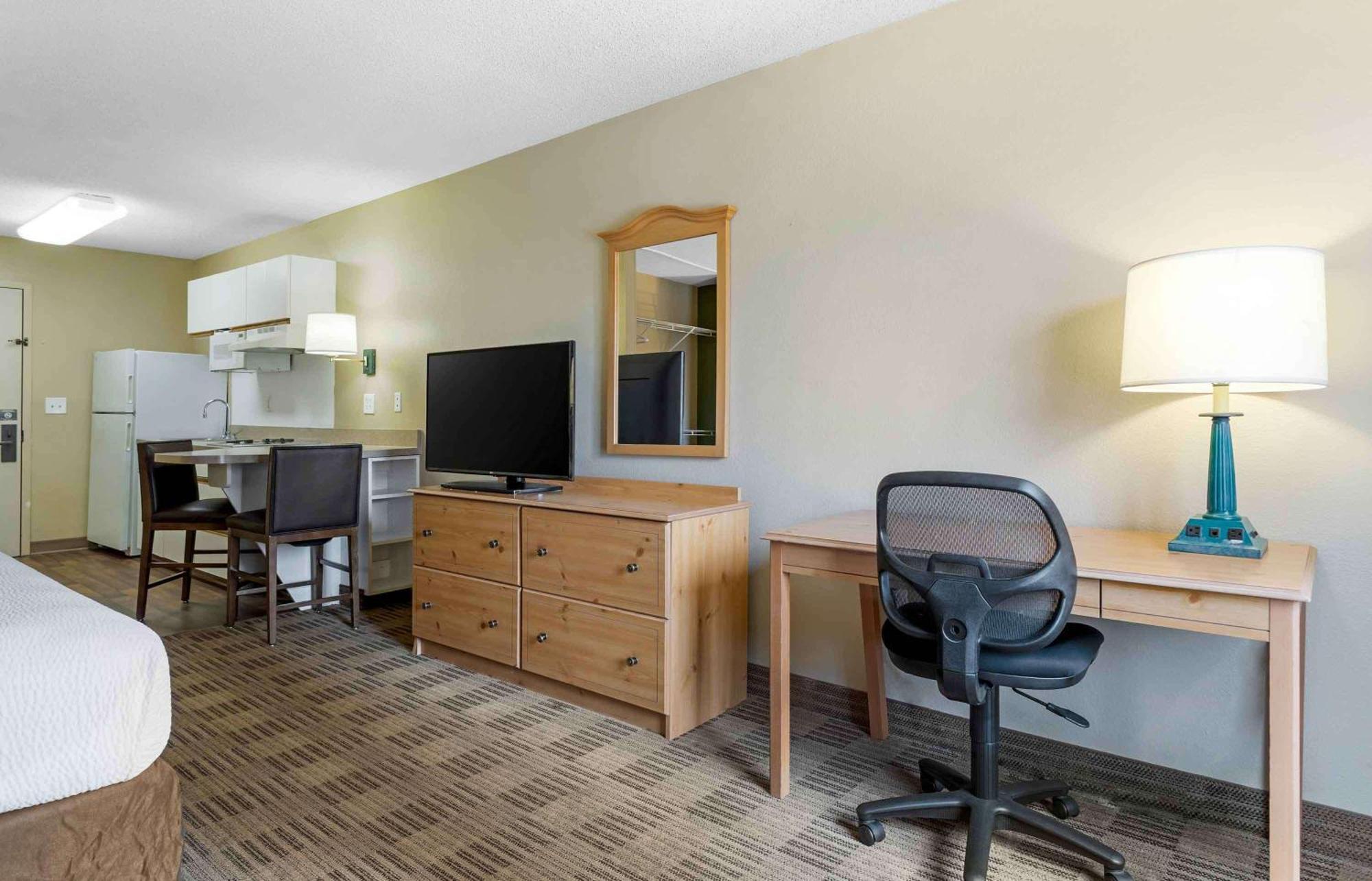 Extended Stay America Suites - Houston - Galleria - Uptown Extérieur photo